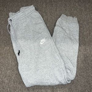 Nike joggers